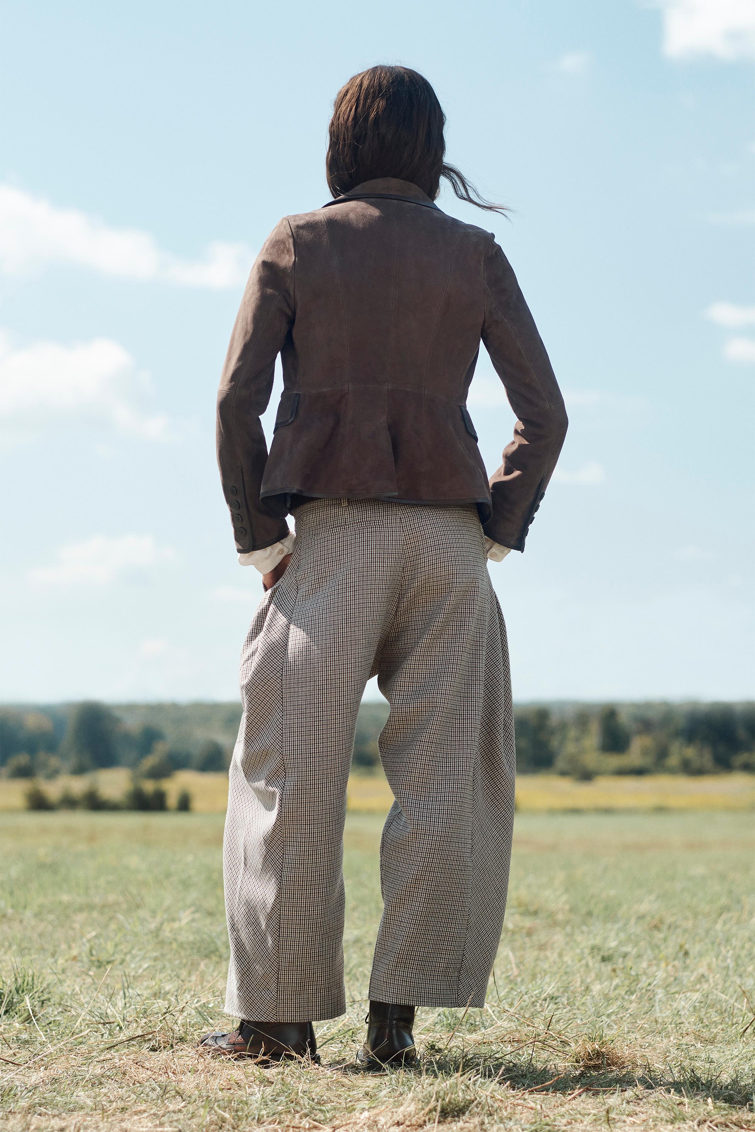 VESTE AJUSTÉE EN CUIR DAIM ÉDITION LIMITÉE